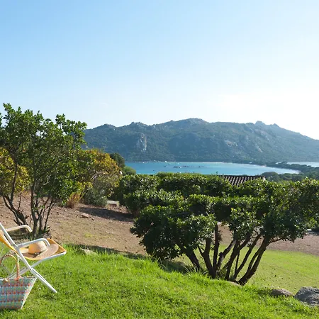 Marina Di Santa Giulia Apartmán *