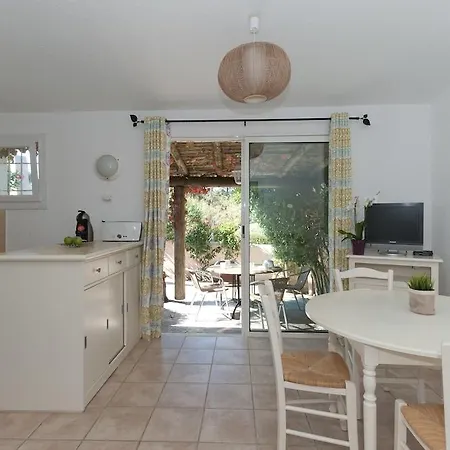 Marina Di Santa Giulia Apartment *