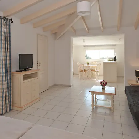 Daire Marina Di Santa Giulia