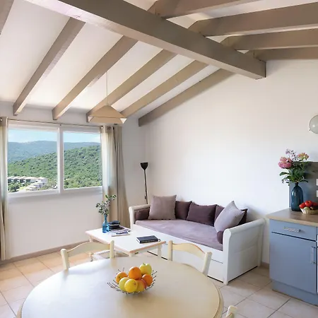 Marina Di Santa Giulia Apartment