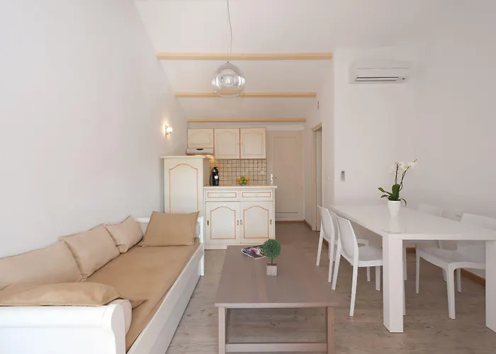 Marina Di Santa Giulia